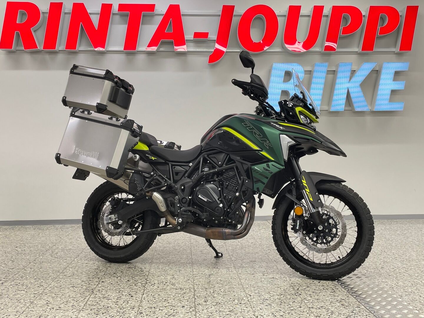 Benelli TRK