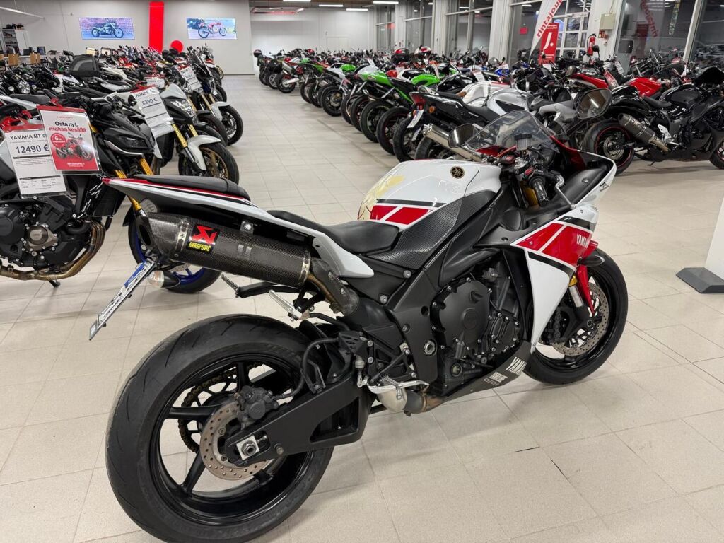 Yamaha YZF-R1 2012 