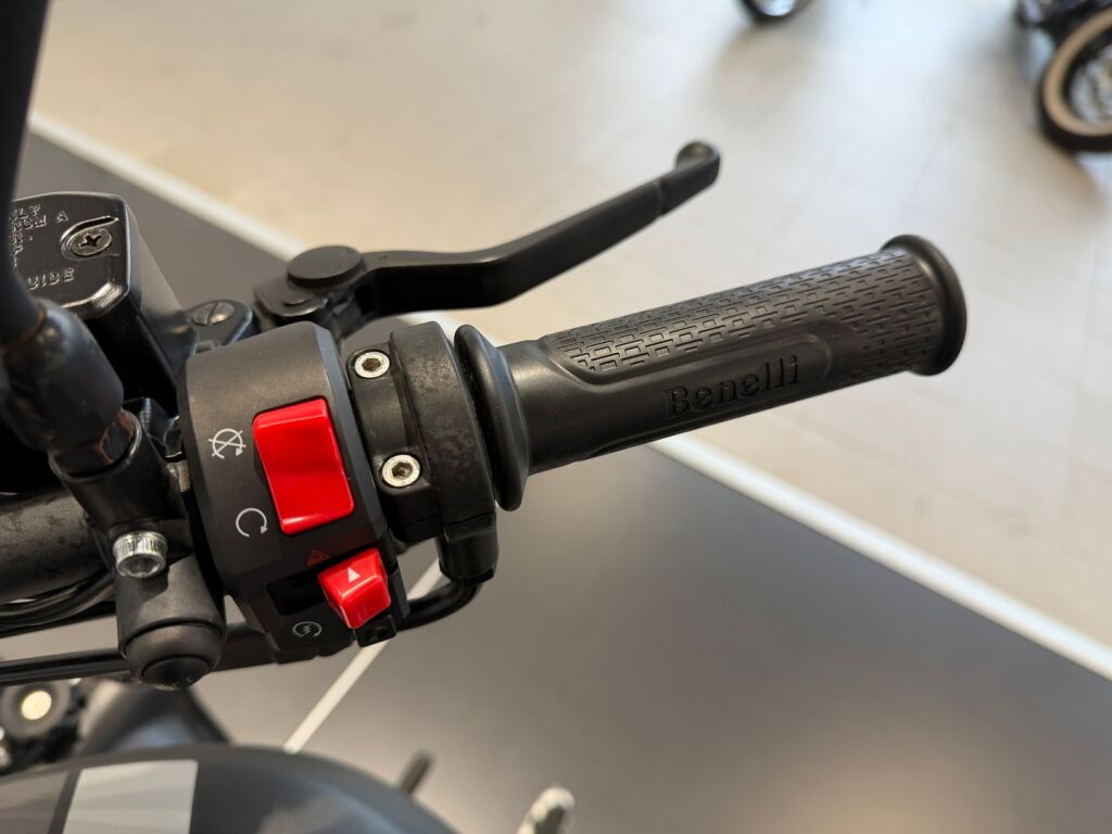 Benelli 502 CRUISER 2023 