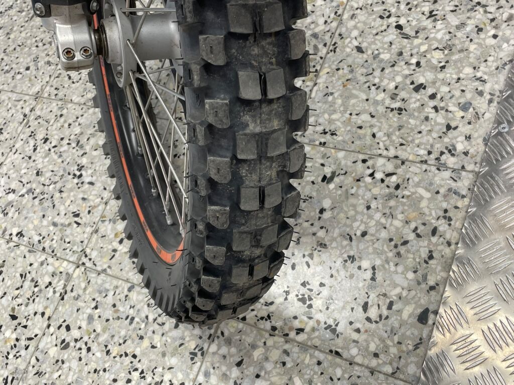 Ktm 690 2015 Oranssi