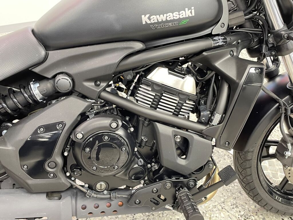 Kawasaki VULCAN 2023 