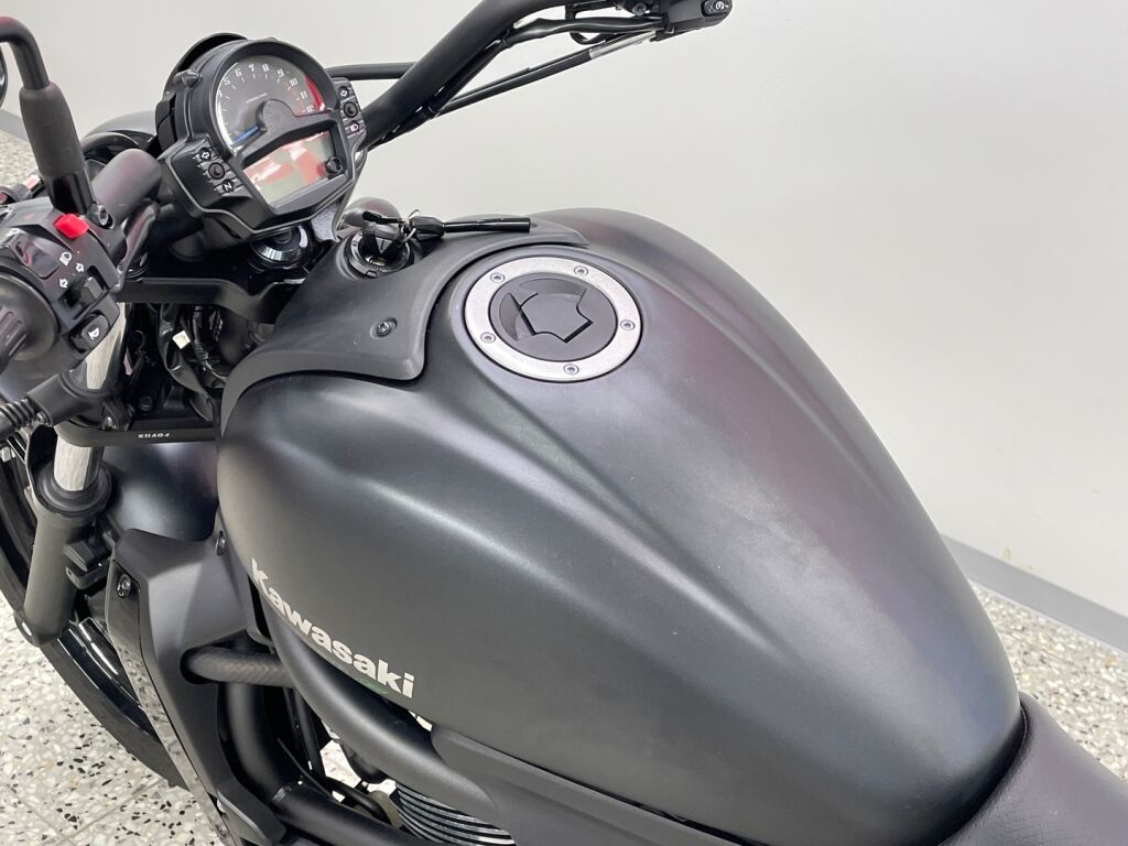 Kawasaki VULCAN 2023 