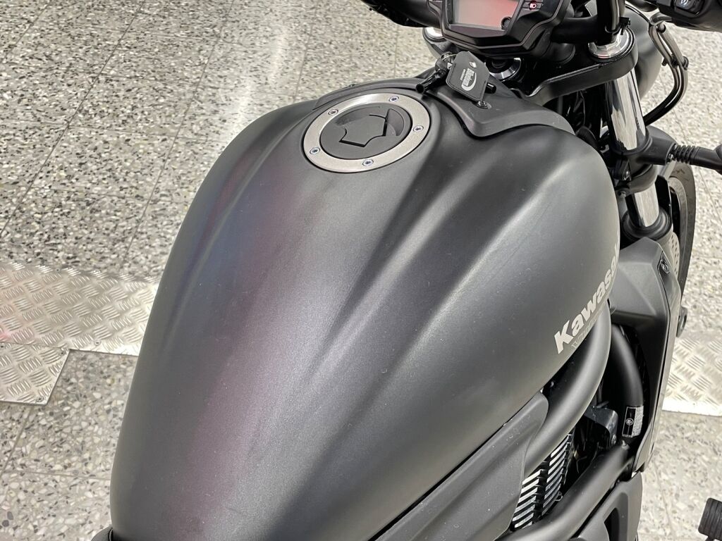 Kawasaki VULCAN 2023 