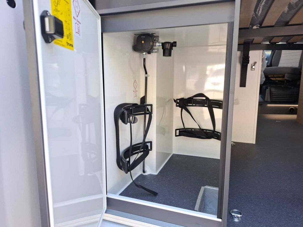 Adria TWIN 540 SPB 2025 Valkoinen