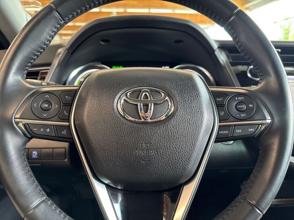 Toyota Camry 2021 Hopea