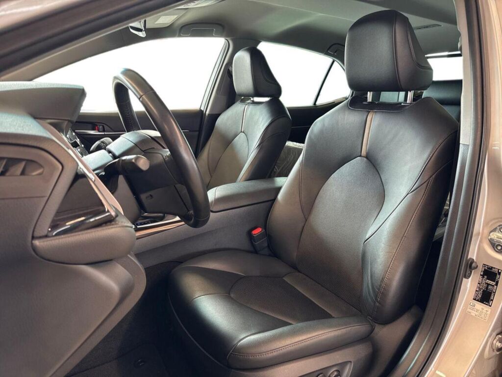 Toyota Camry 2021 Hopea