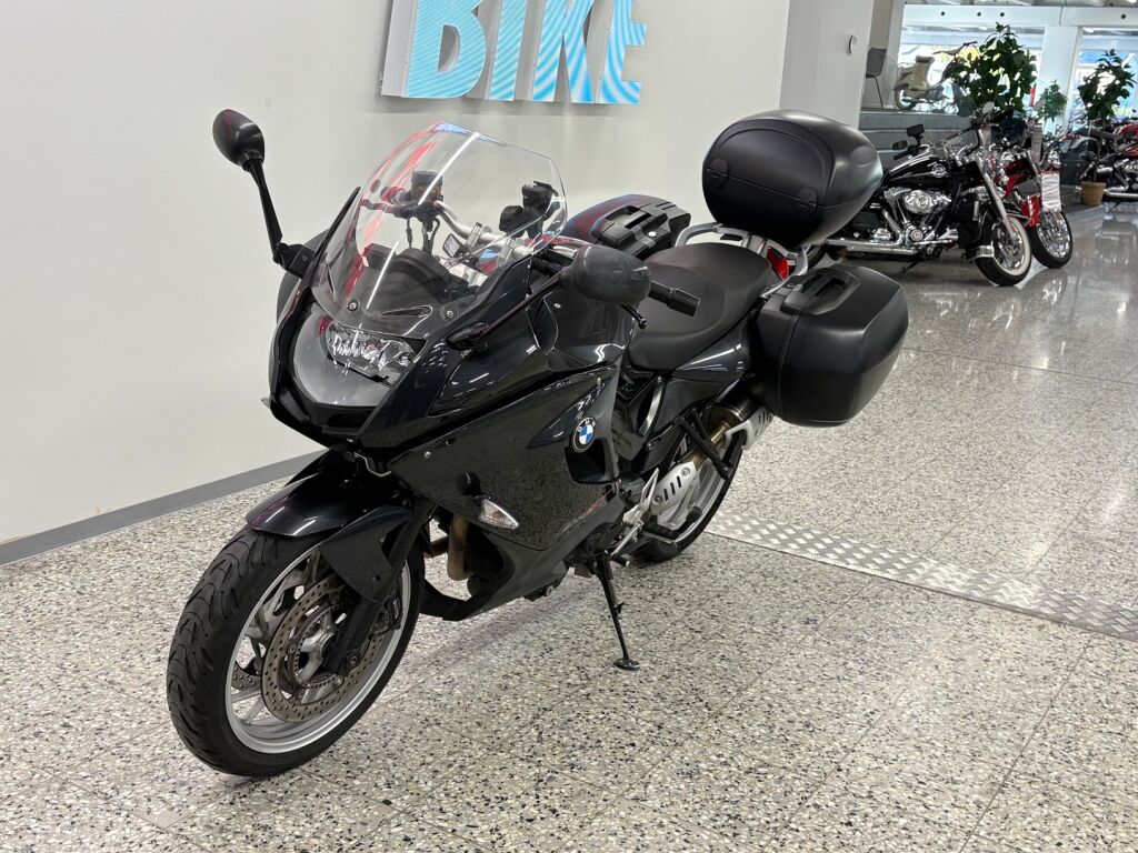 BMW F 2013 Harmaa