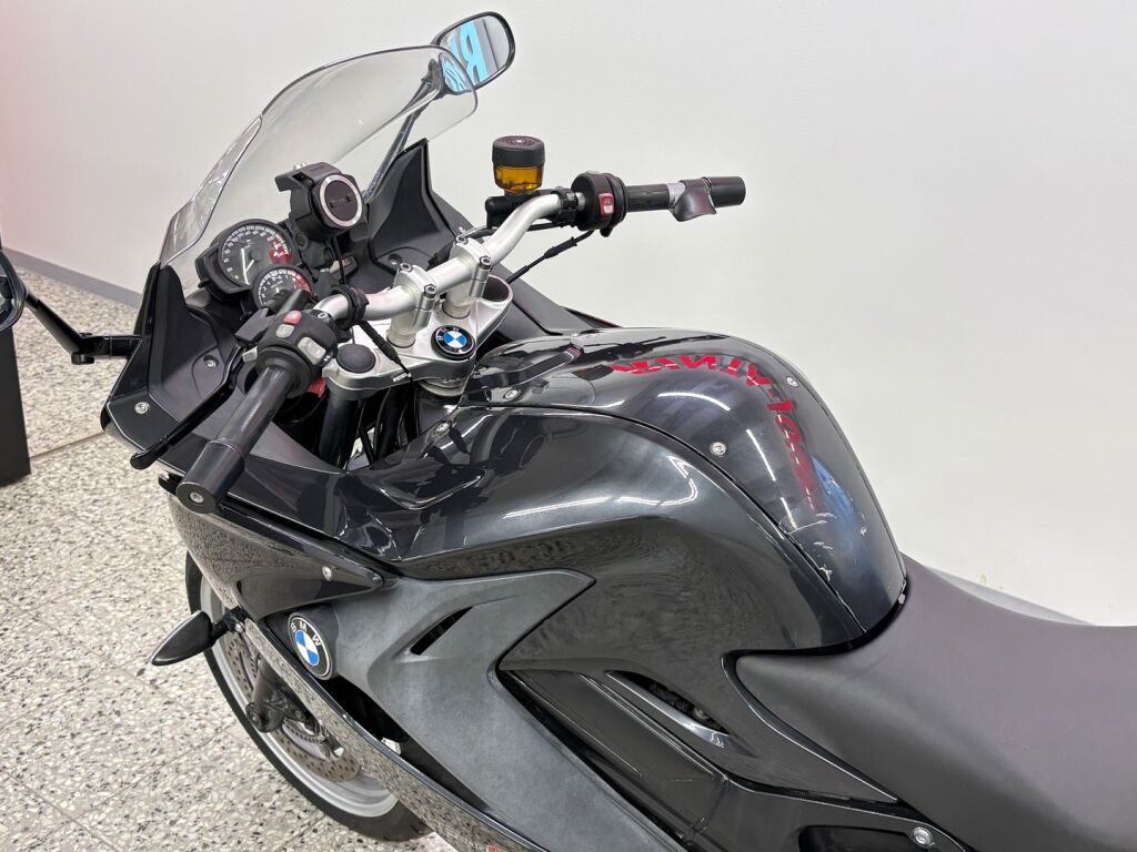 BMW F 2013 Harmaa