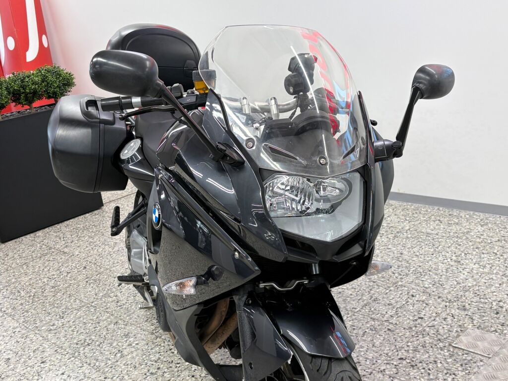 BMW F 2013 Harmaa
