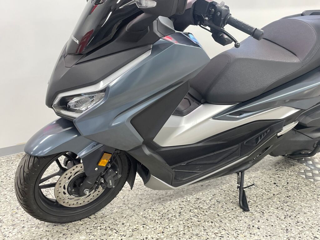 Honda FORZA 2023 