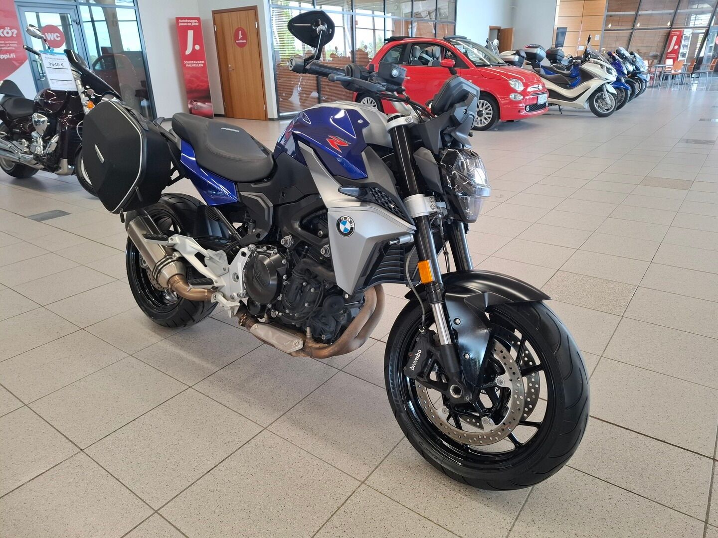 BMW F