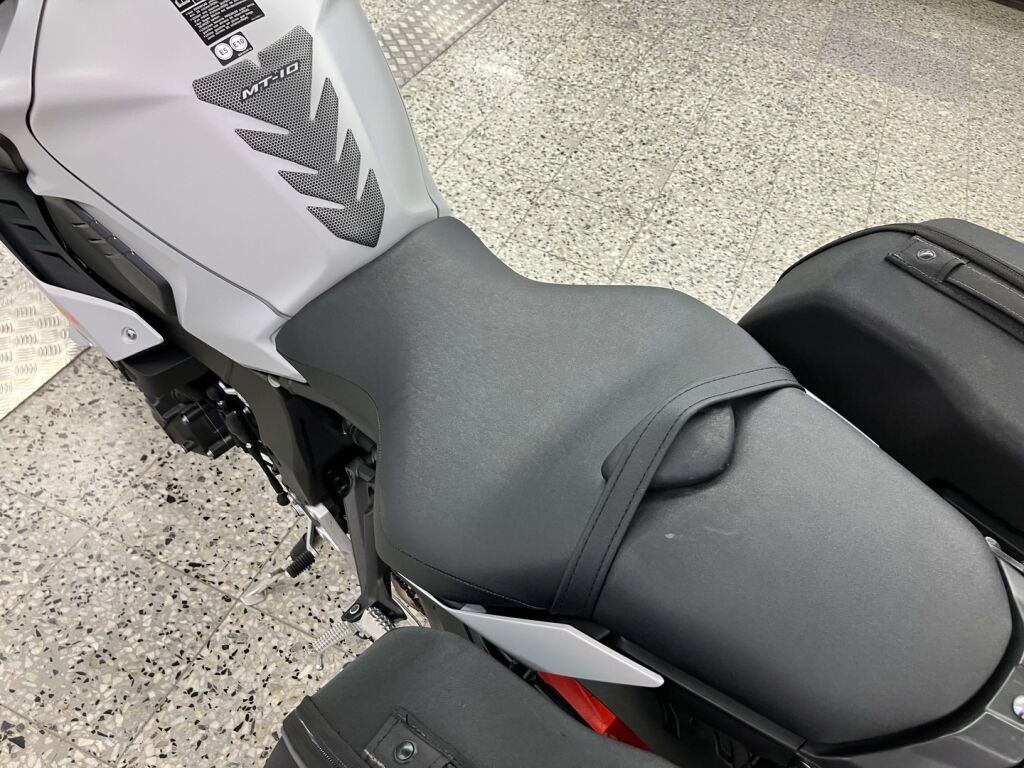Yamaha MT-10 2021 
