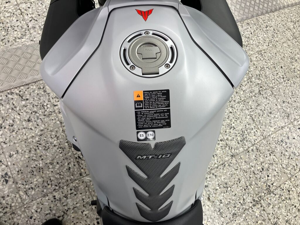 Yamaha MT-10 2021 