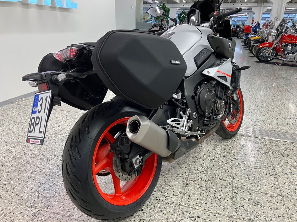 Yamaha MT-10 2021 