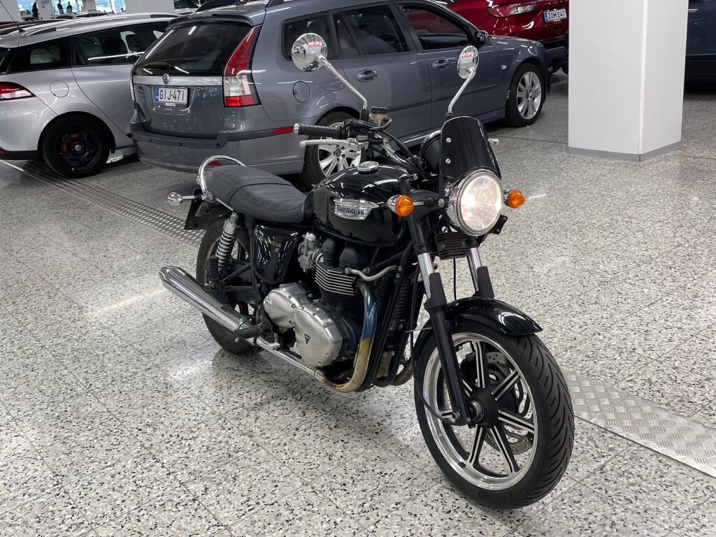 Triumph BONNEVILLE 2011 