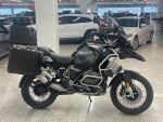 BMW R 2023 Musta