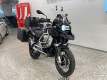 BMW R 2023 Musta