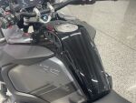 BMW R 2023 Musta