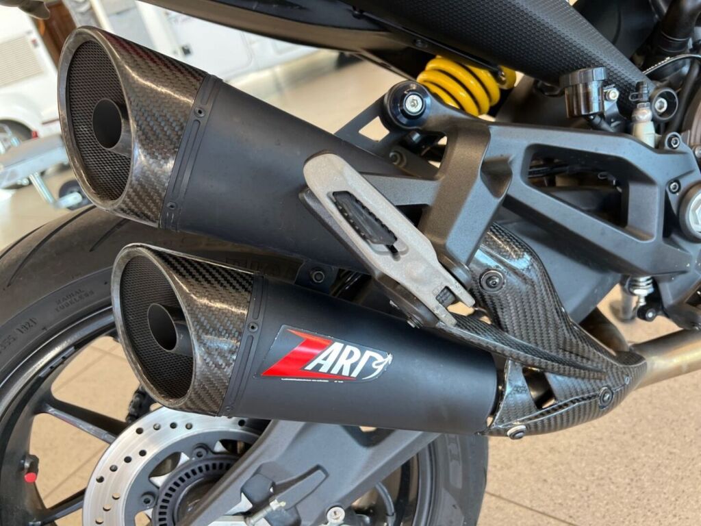 Ducati MONSTER 2021 
