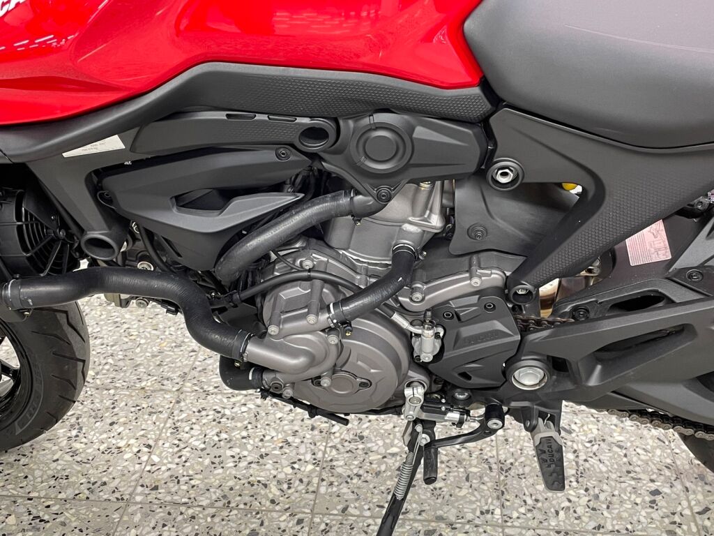 Ducati MONSTER 2021 