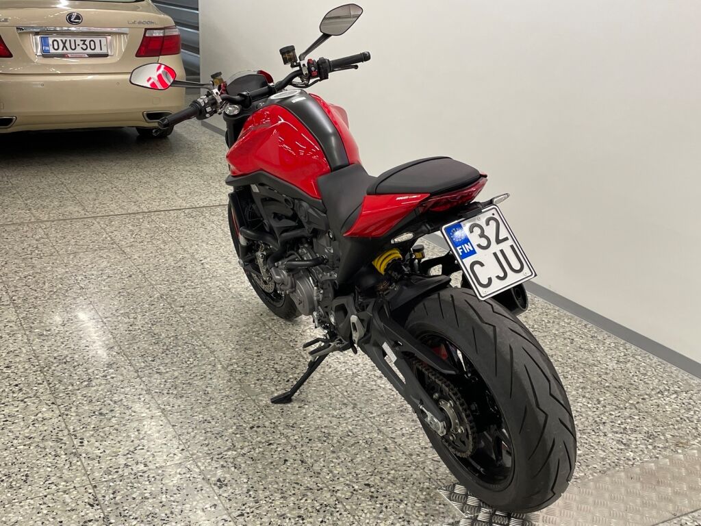 Ducati MONSTER 2021 
