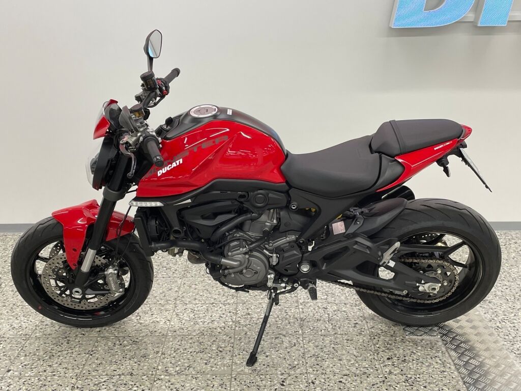 Ducati MONSTER 2021 