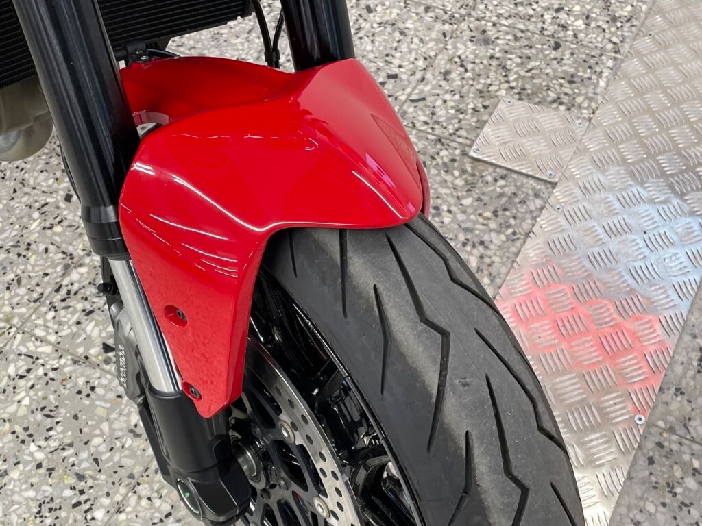 Ducati MONSTER 2021 