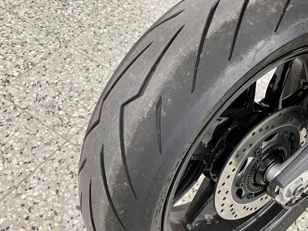 Ducati MONSTER 2021 