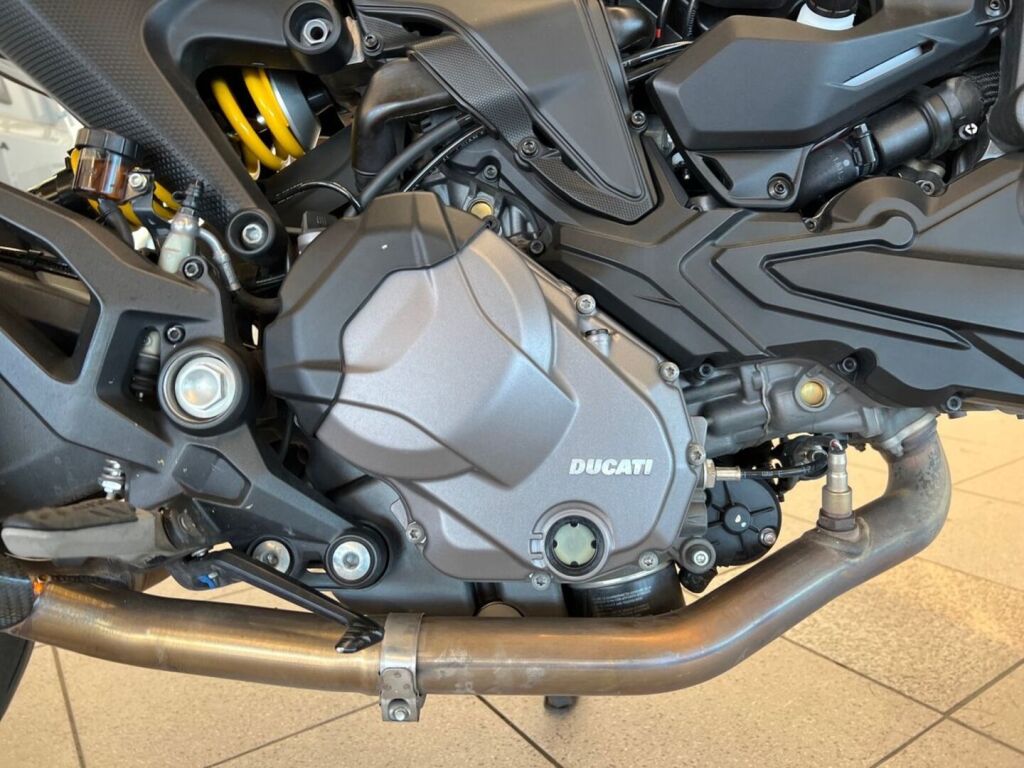 Ducati MONSTER 2021 