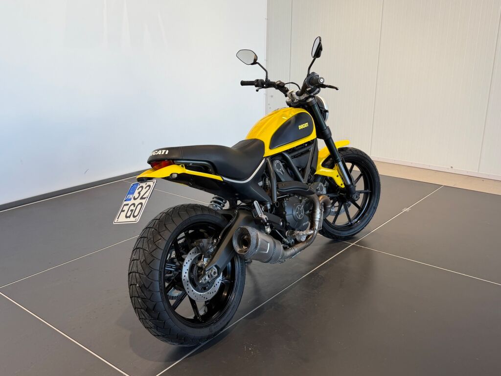 Ducati Scrambler 2015 Keltainen