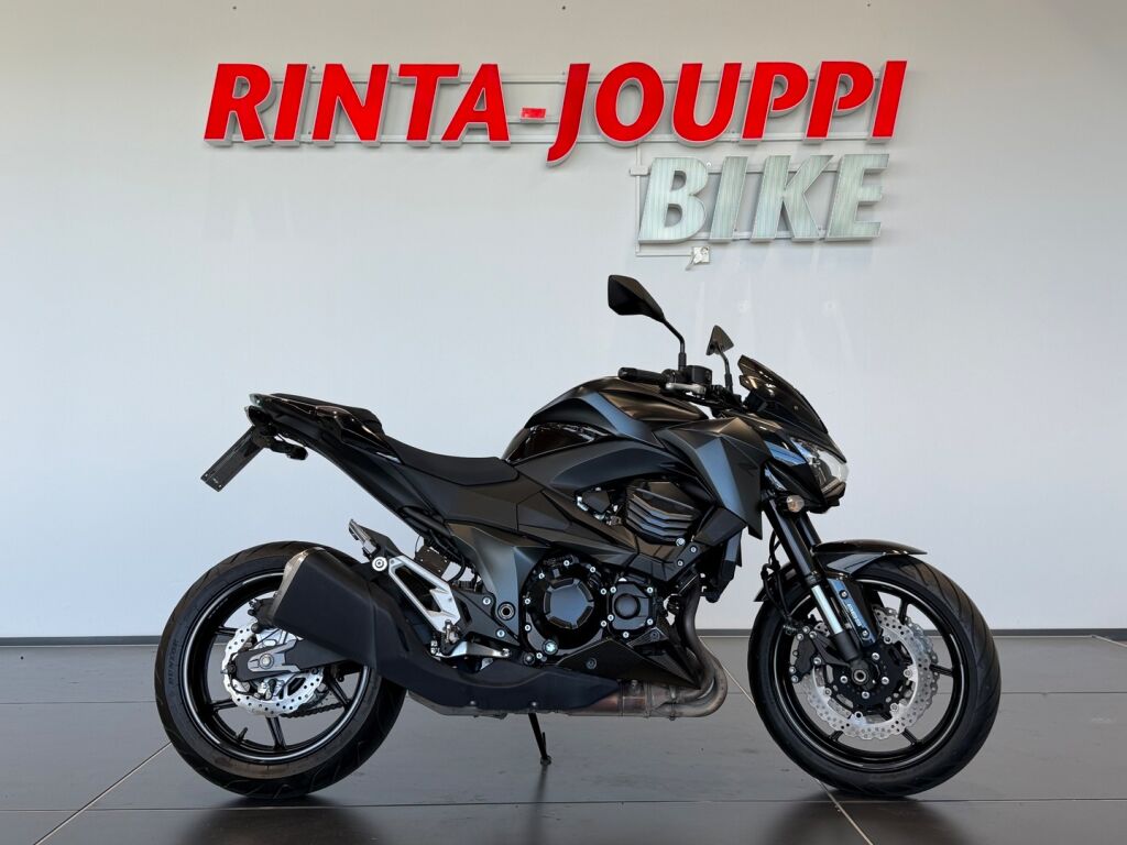 Kawasaki Z 2017 Musta