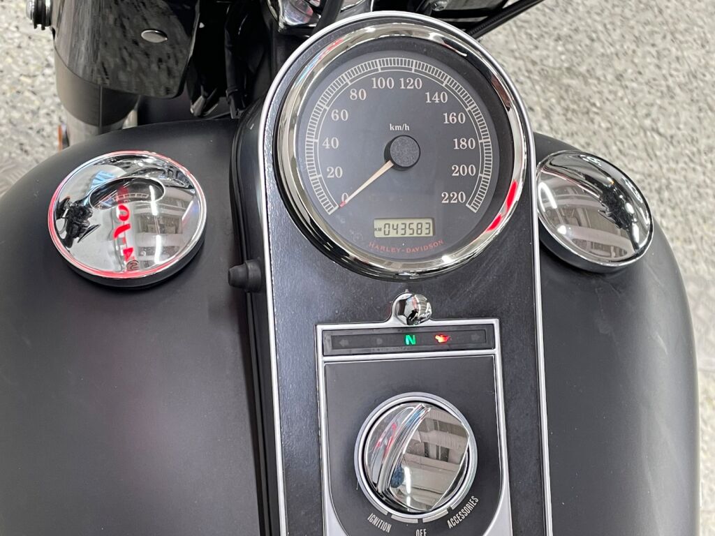 Harley-davidson SOFTAIL 2010 