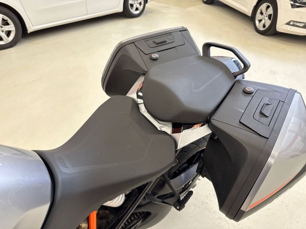 Ktm 1290 2017 Harmaa