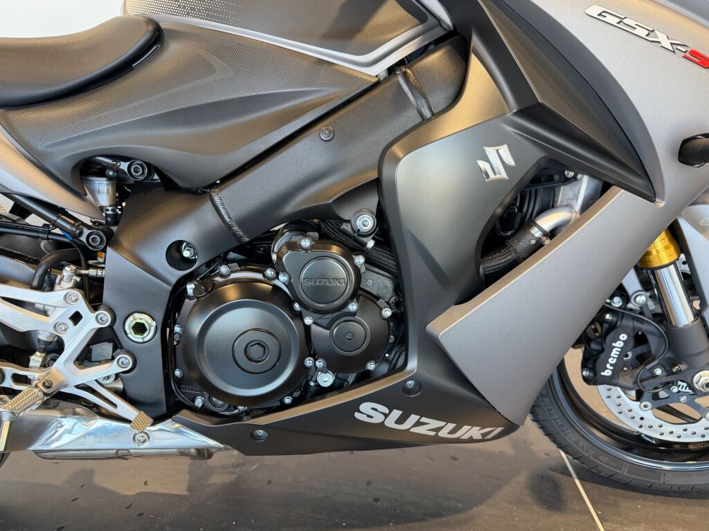 Suzuki GSX-S 2016 