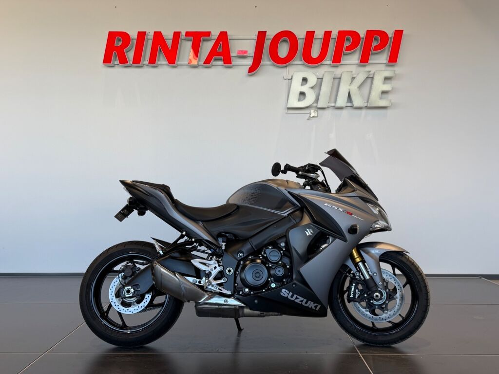 Suzuki GSX-S 2016 