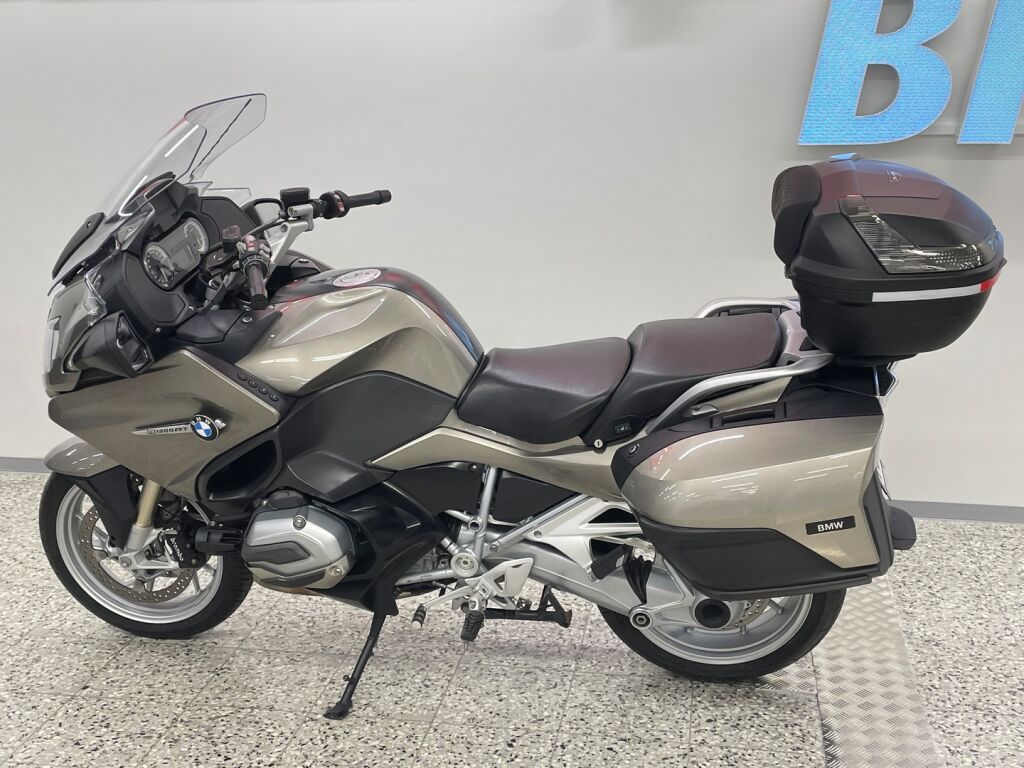 BMW R 2016 Hopea