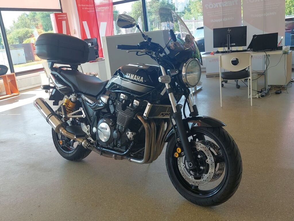 Yamaha XJR 2011 