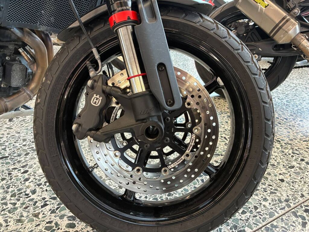Husqvarna SVARTPILEN 2024 