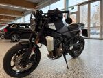 Husqvarna SVARTPILEN 2024 