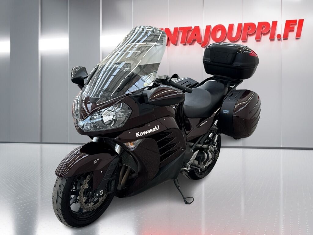 Kawasaki GTR 2013 