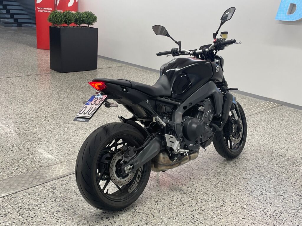 Yamaha MT-09 2024 