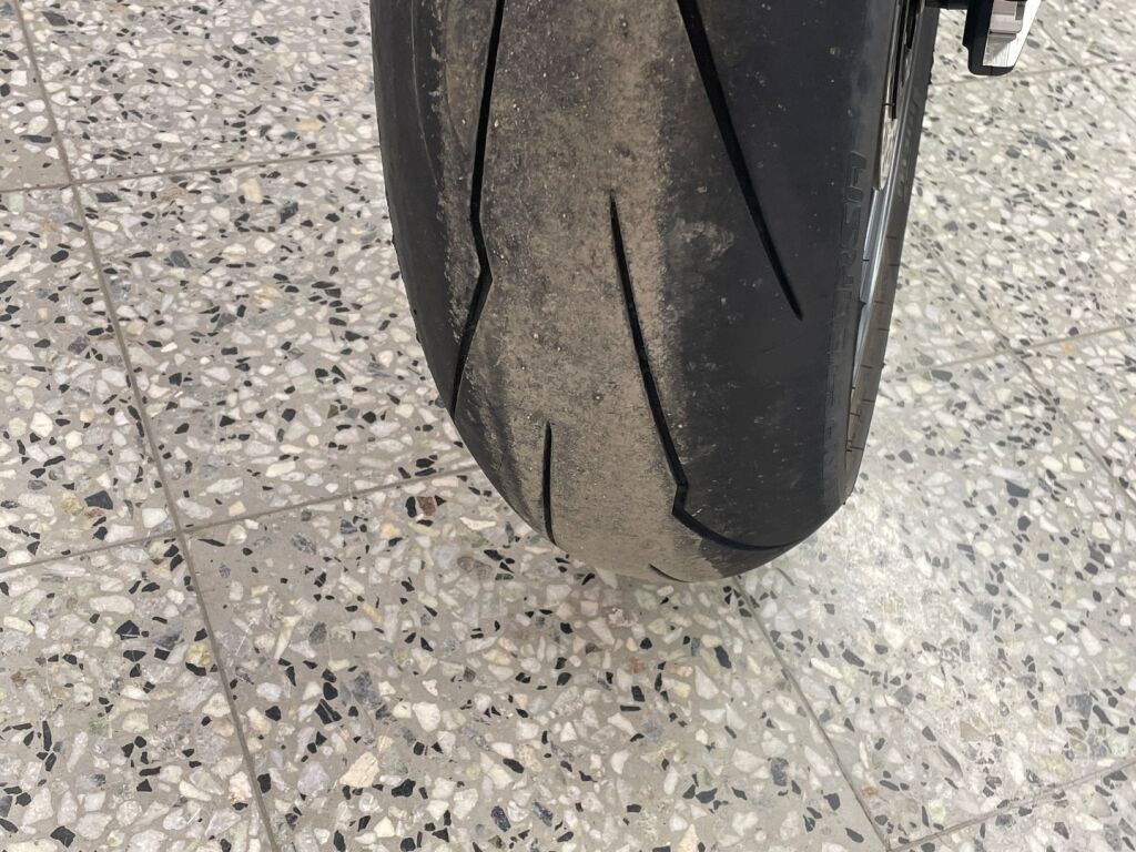 Triumph STREET TRIPLE 2025 