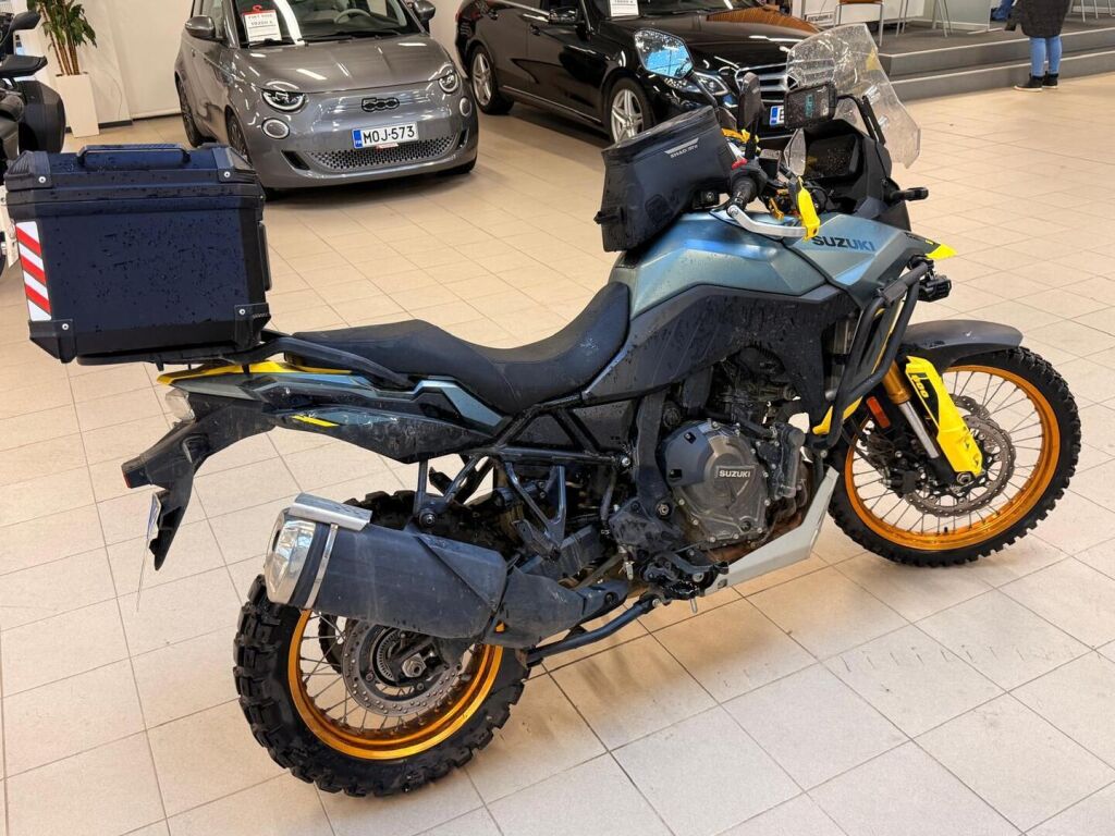Suzuki DL 2024 