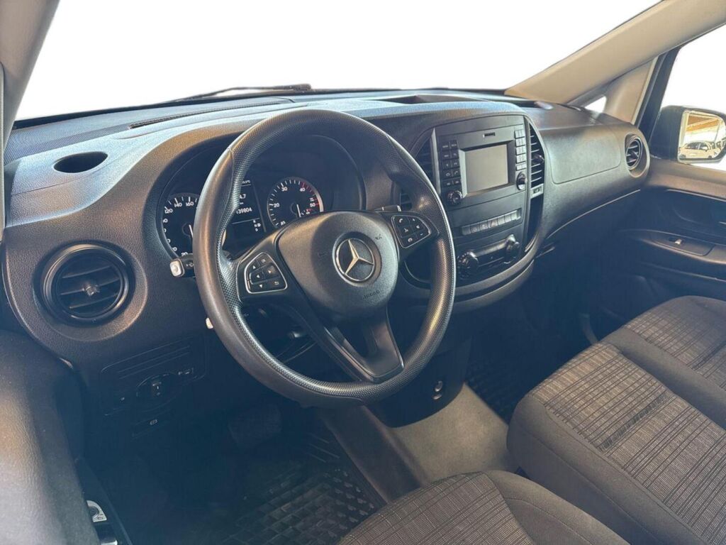 Mercedes-Benz Vito 2018 Musta