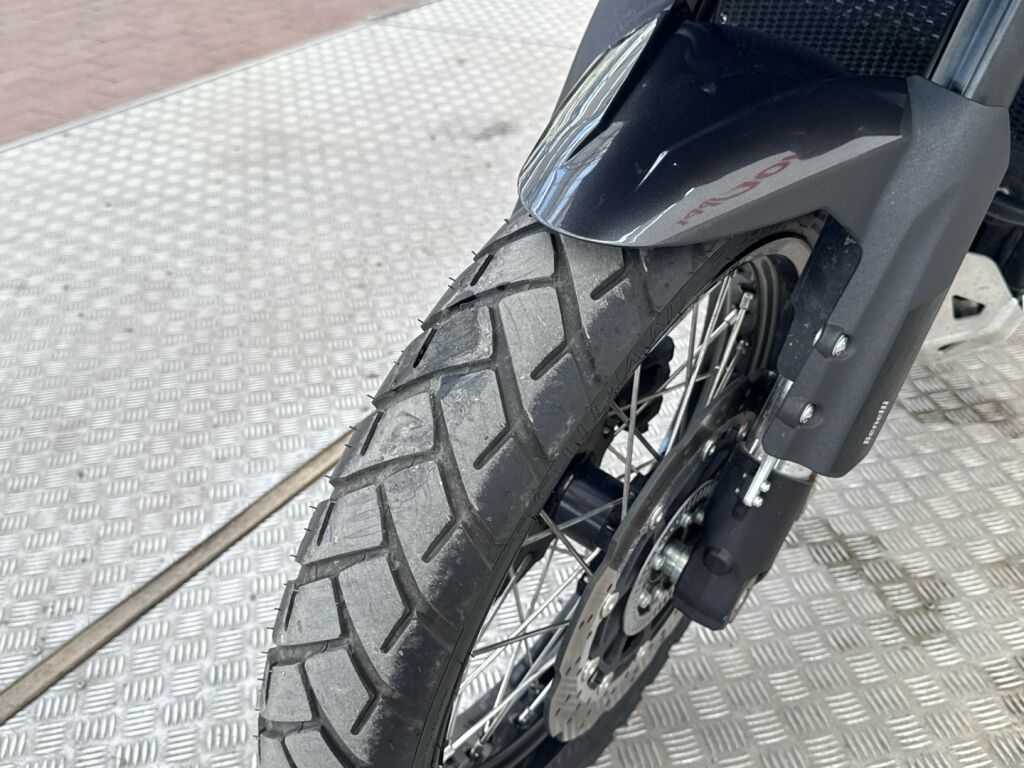Benelli TRK 2022 