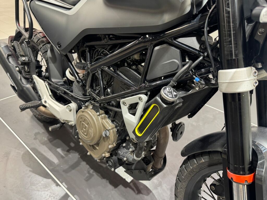 Husqvarna SVARTPILEN 2020 