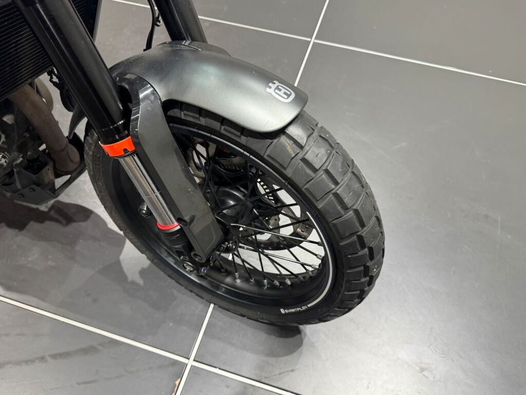 Husqvarna SVARTPILEN 2020 
