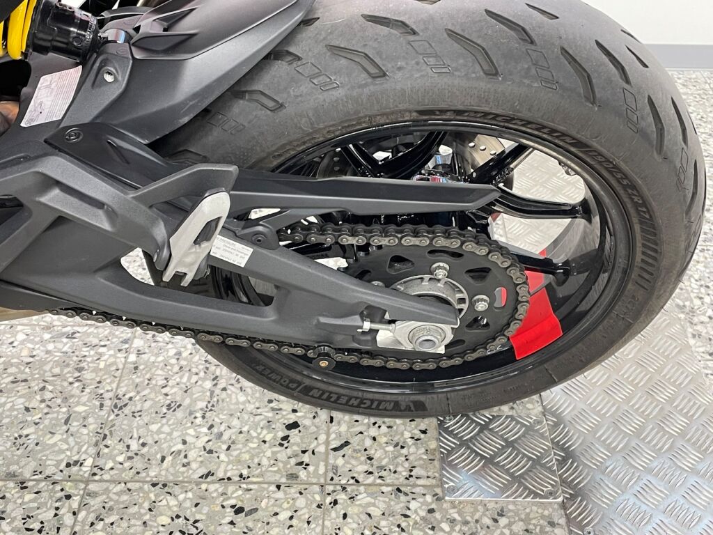 Ducati MONSTER 2022 