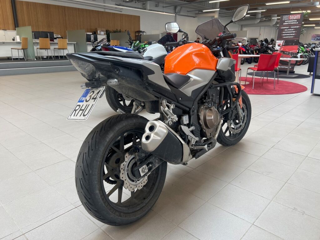 Honda CB 2020 Oranssi