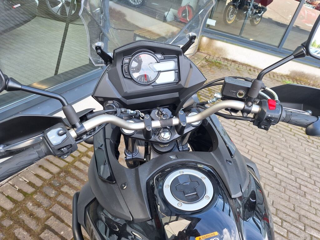Suzuki DL 2024 